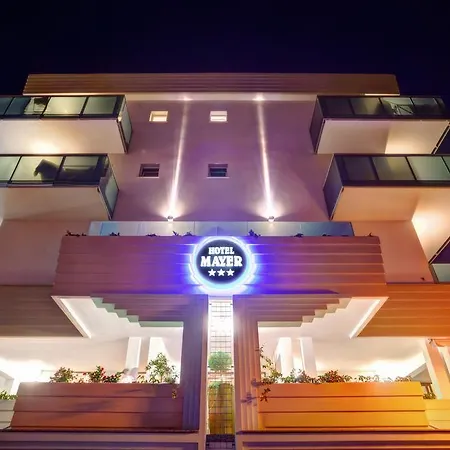 ホテル Mayer 3*