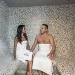 Mayer Hotel