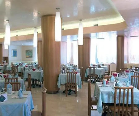 Отель Mayer Бибионе